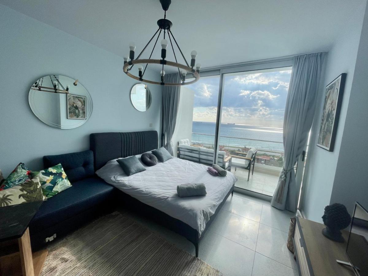 Sea View Suites By The Coast Фамагуста Экстерьер фото