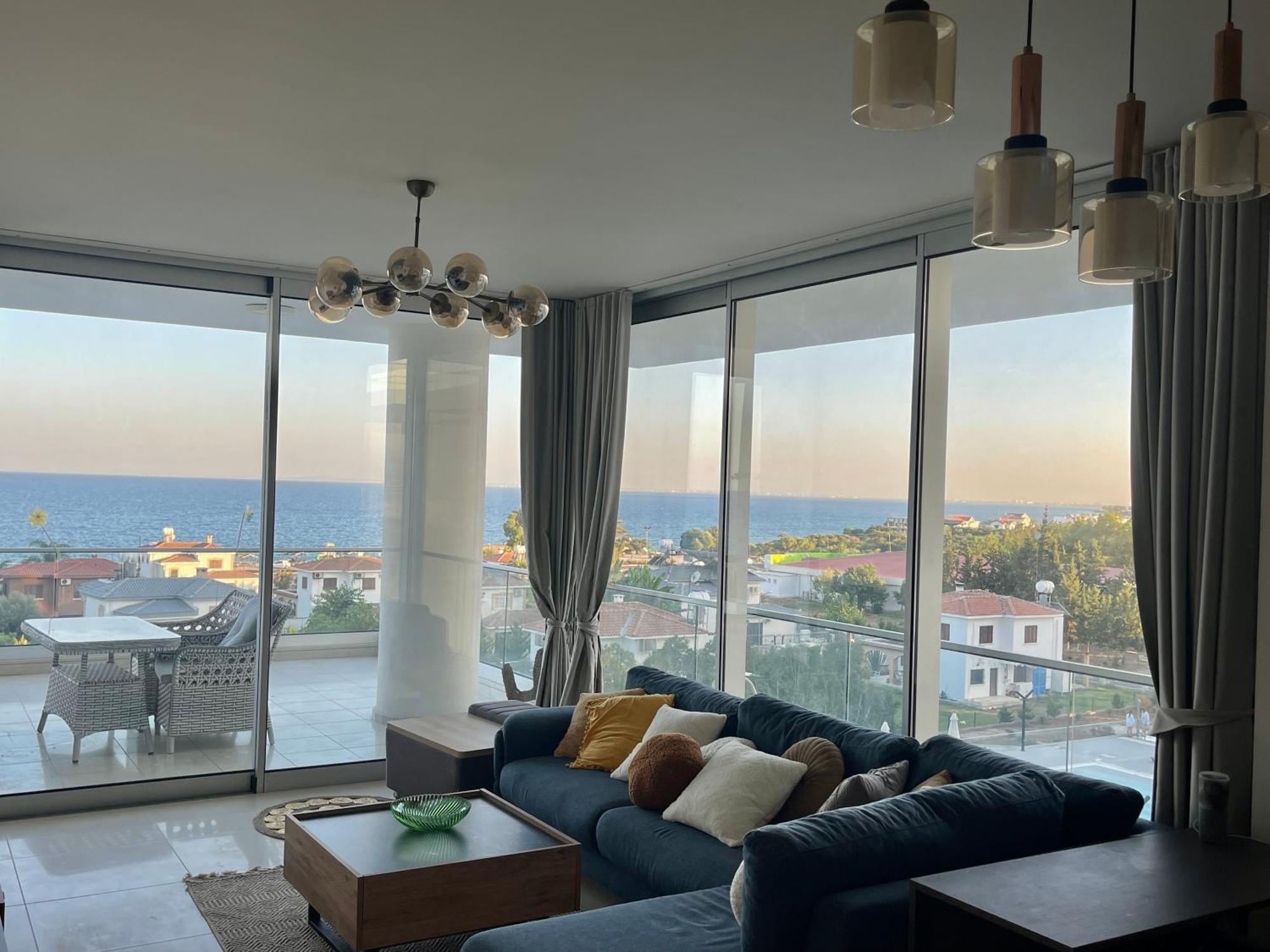 Sea View Suites By The Coast Фамагуста Экстерьер фото
